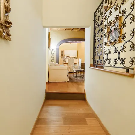 Il Nido Di Santa Croce By Mmega Apartment