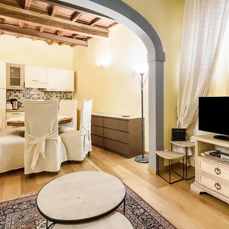 Il Nido Di Santa Croce By Mmega Apartment