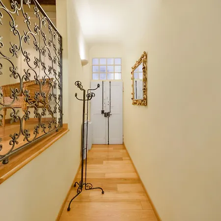 Il Nido Di Santa Croce By Mmega * Florença