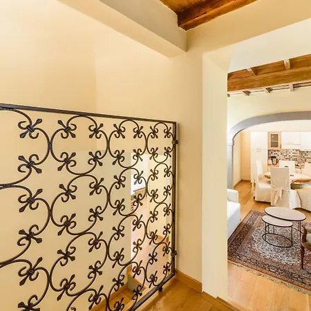 Apartamento Il Nido Di Santa Croce By Mmega